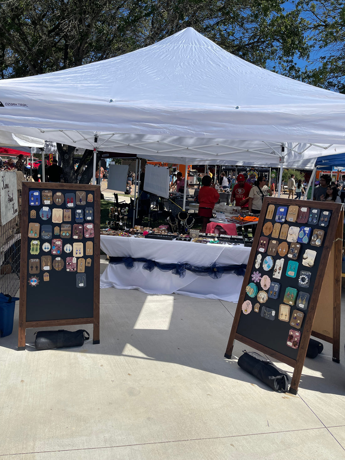 Image of Pam's booth at a Farmer's Market